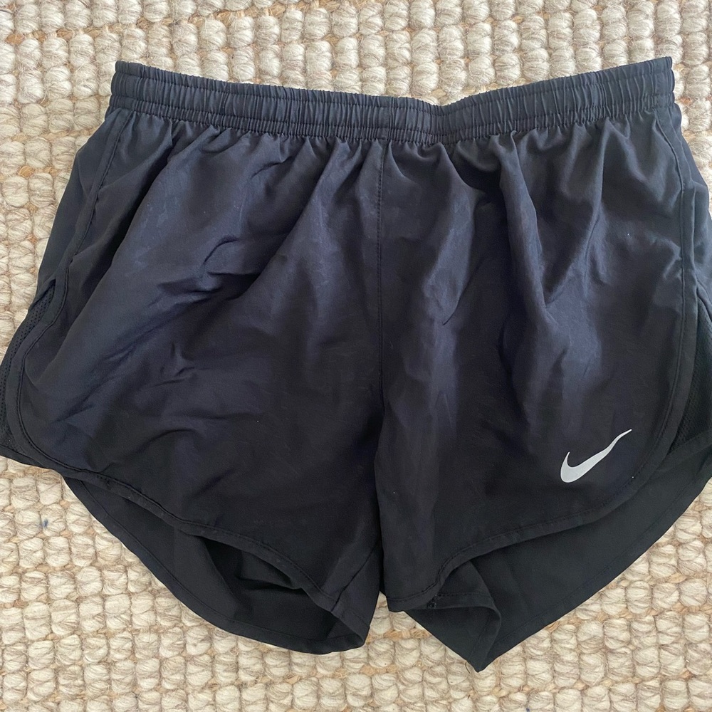 Nike dry fit shorts: black with details, XS